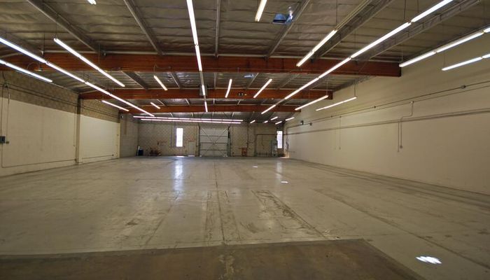 Warehouse Space for Rent at 6908-6922 Tujunga Ave North Hollywood, CA 91605 - #6