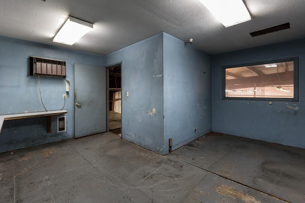 Industrial Property For Lease photo 4