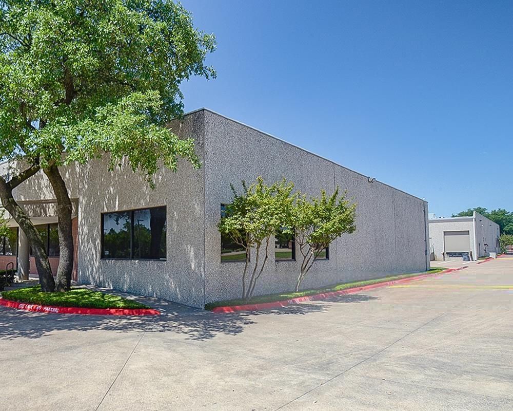 400 & 402 West Bethany Drive & 710 Century Pkwy photo 4