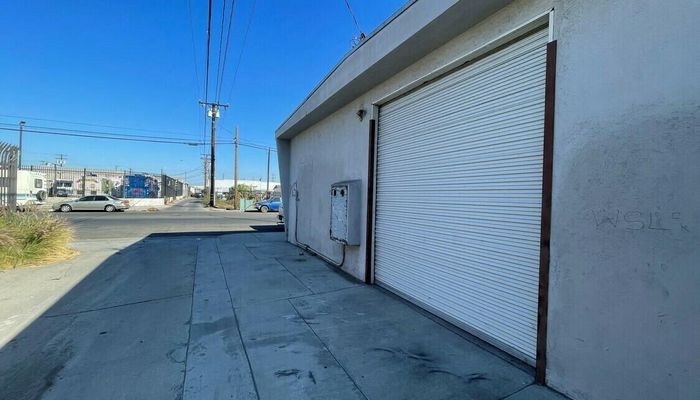 Warehouse Space for Rent at 1401-1417 W 15th St Long Beach, CA 90813 - #2