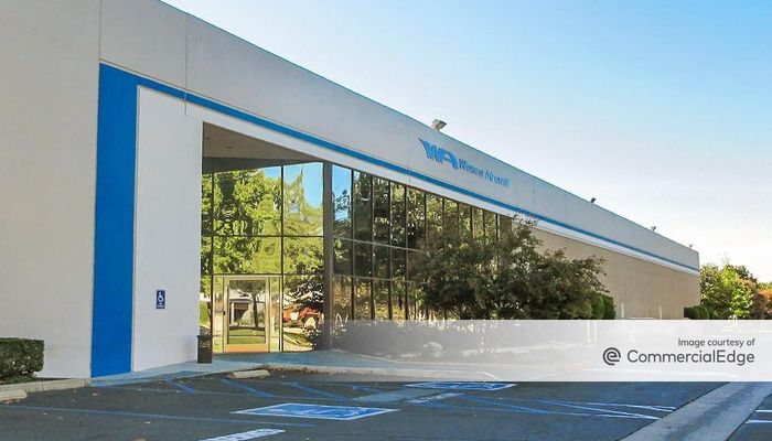 Warehouse Space for Rent at 27727 Avenue Scott Santa Clarita, CA 91355 - #3