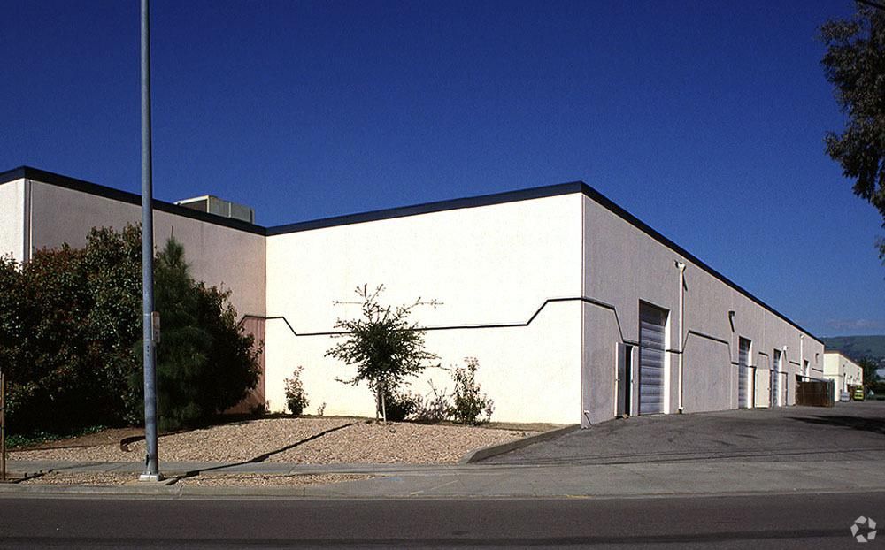 Industrial Property For Lease photo 3