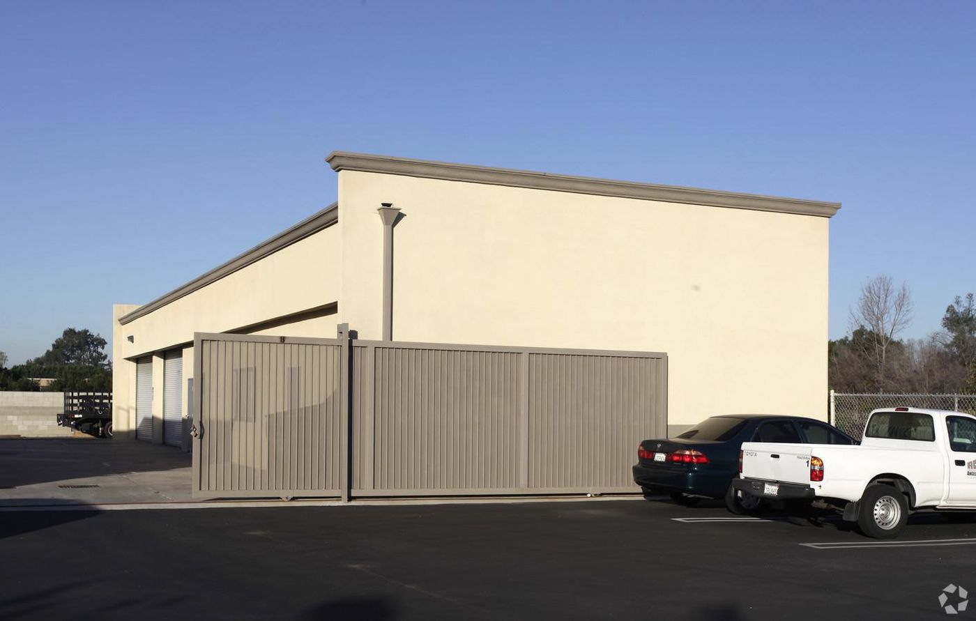 Industrial Property For Lease photo 1