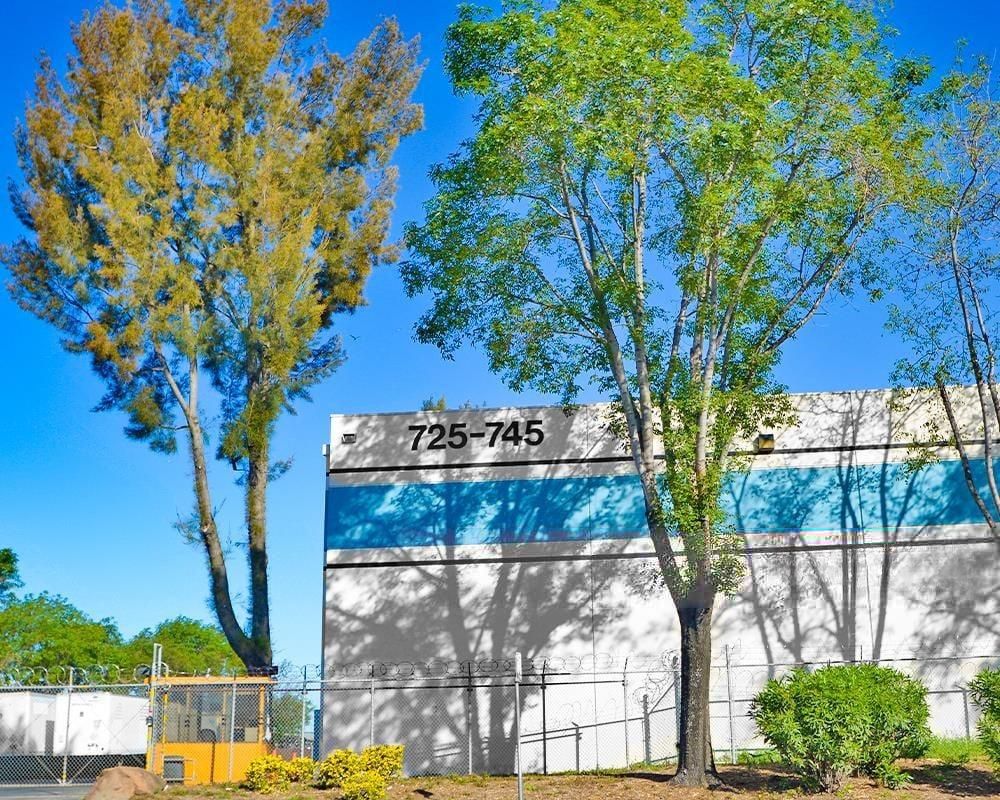 Elmhurst Business Park photo 1