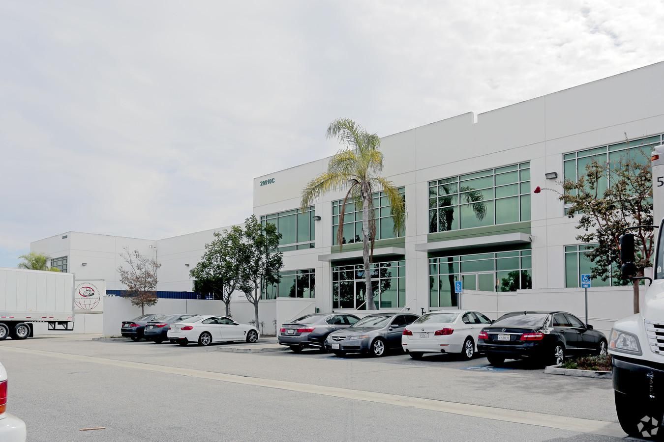 Industrial Property For Lease photo 1