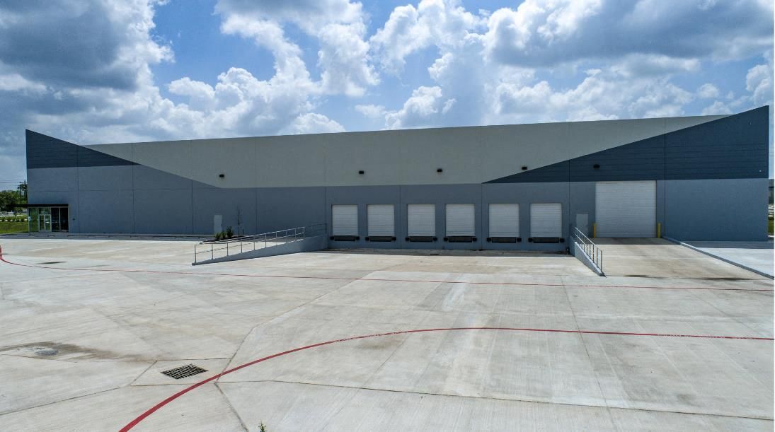 13830 South Gessner, Building C photo 2