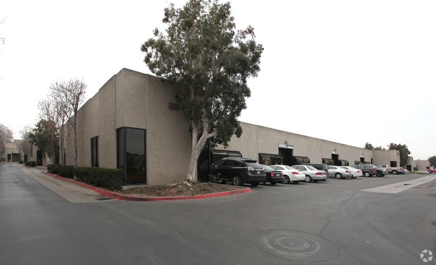 Industrial Property For Lease photo 1