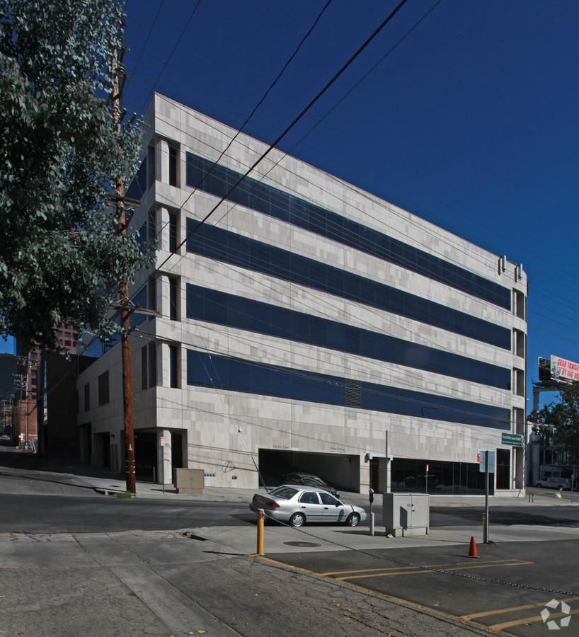 Wilshire Westgate photo 3