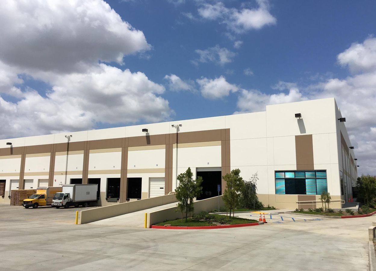 Industrial Property For Lease photo 1