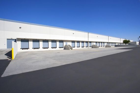 SFS Logistics Center 9400-9500 Santa Fe Springs Rd