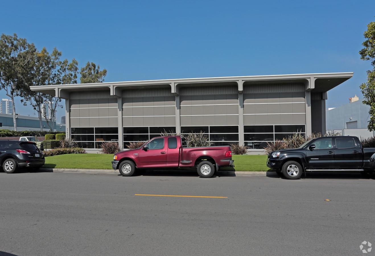 Industrial Property for Lease photo 3