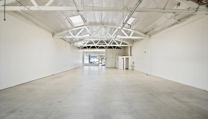 Warehouse Space for Rent at 582-588 Mateo St Los Angeles, CA 90013 - #13