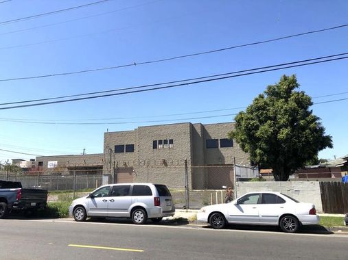 911 W C St