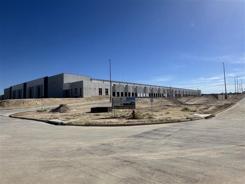 Emami Development Building 1 at Premier photo 2