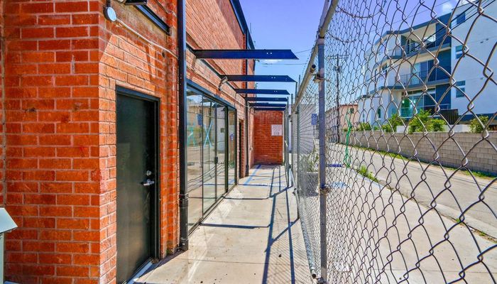 Office Space for Rent at 8717-8719 Venice Blvd Los Angeles, CA 90034 - #4