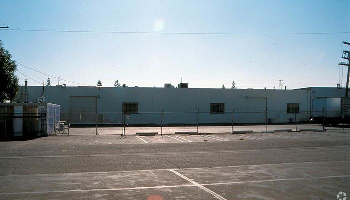 Warehouse Space for Rent at 20721 Superior St Chatsworth, CA 91311 - #3