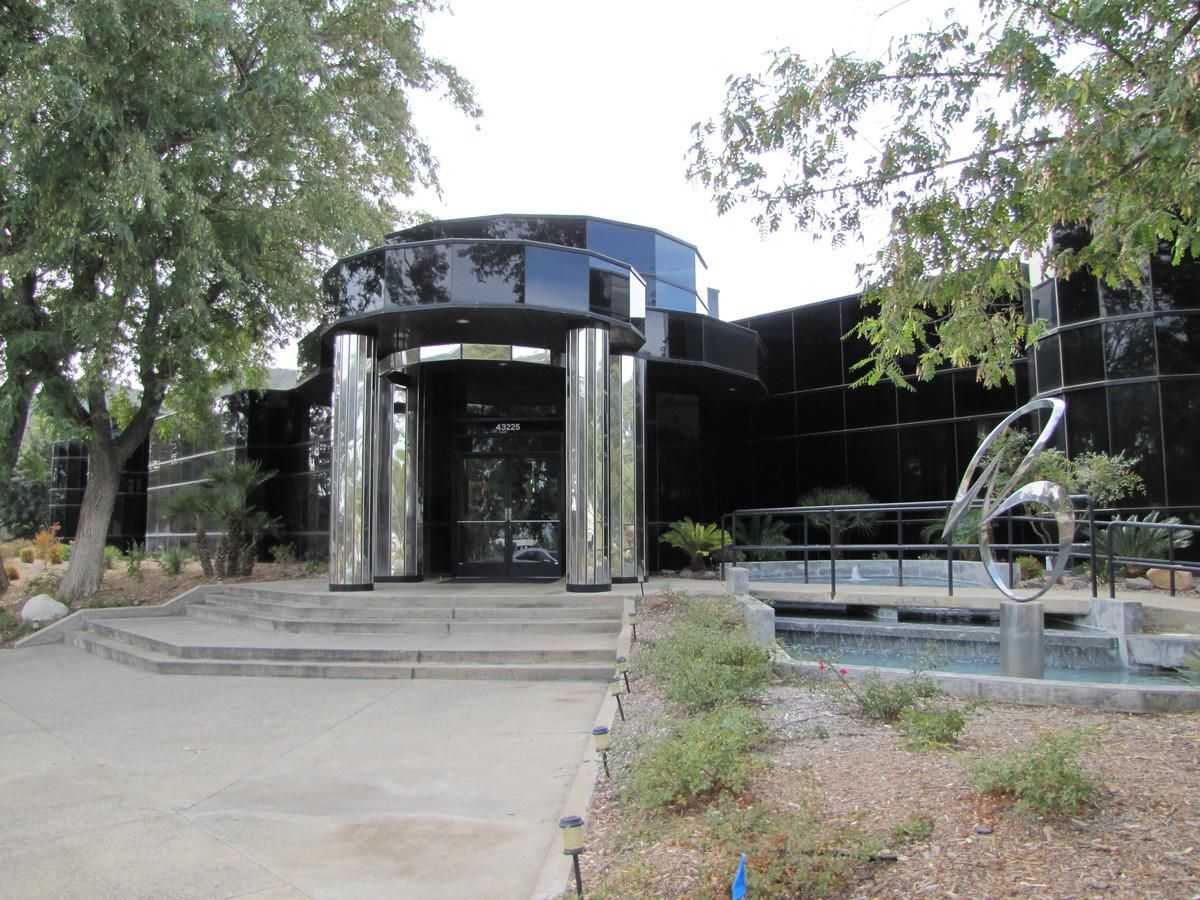 Industrial Property For Lease photo 1