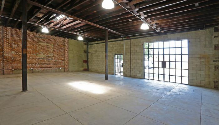 Warehouse Space for Sale at 418 W Chevy Chase Dr Glendale, CA 91204 - #7