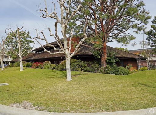 Executive Office Property for Lease