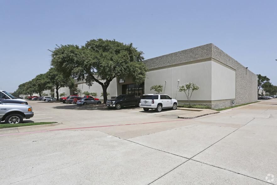 Richardson Distribution Center 1352-1366 Exchange Dr photo 4