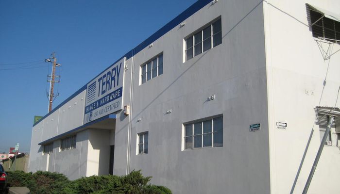 Warehouse Space for Rent at 14606 Arminta St Van Nuys, CA 91402 - #9