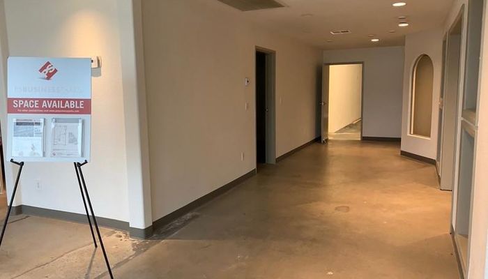 Warehouse Space for Rent at 23461 Ridge Route Dr Laguna Hills, CA 92653 - #32