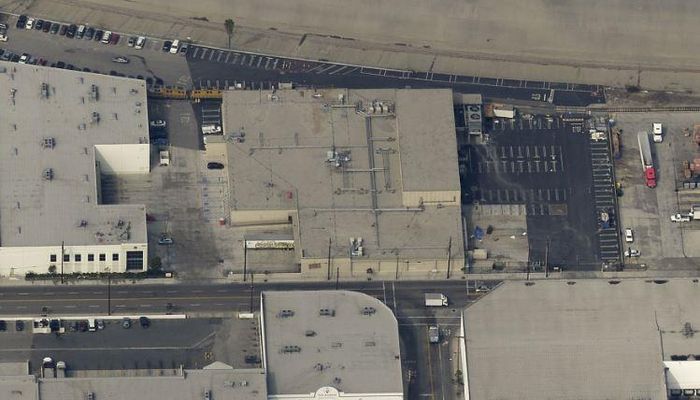 Warehouse Space for Rent at 3305 E Vernon Ave Vernon, CA 90058 - #1