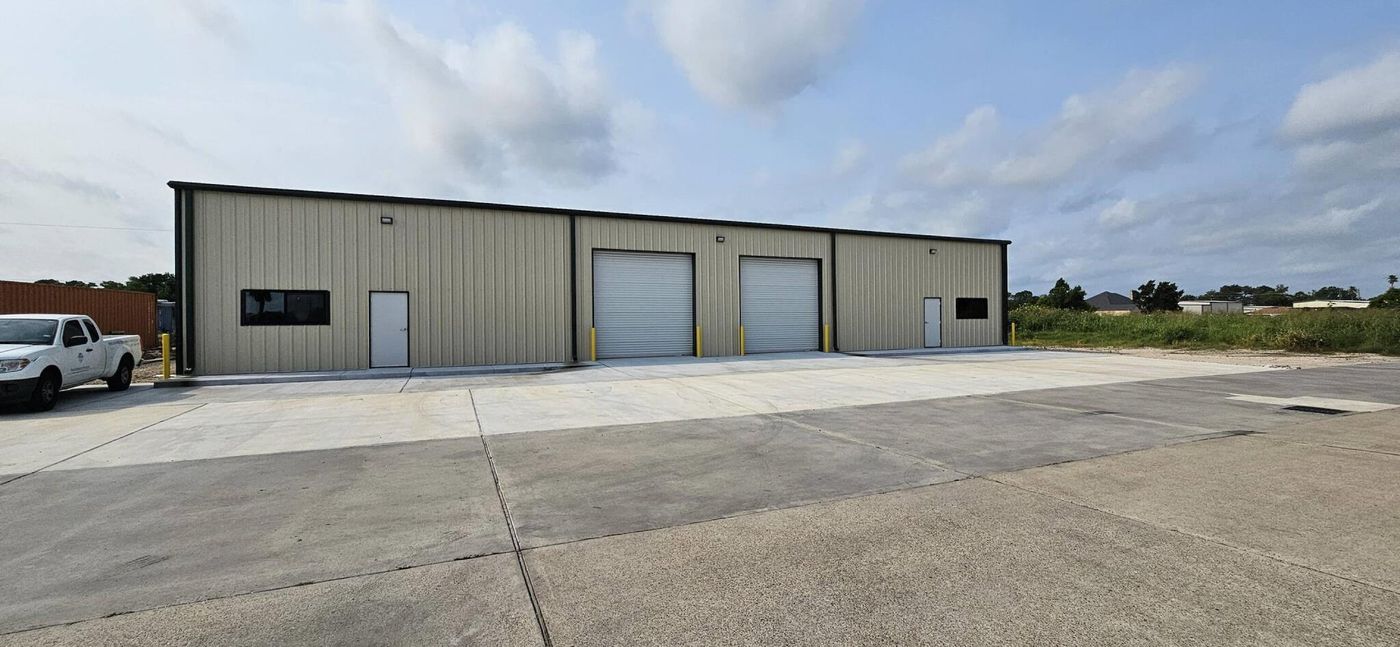 4102 FM 517 photo 1