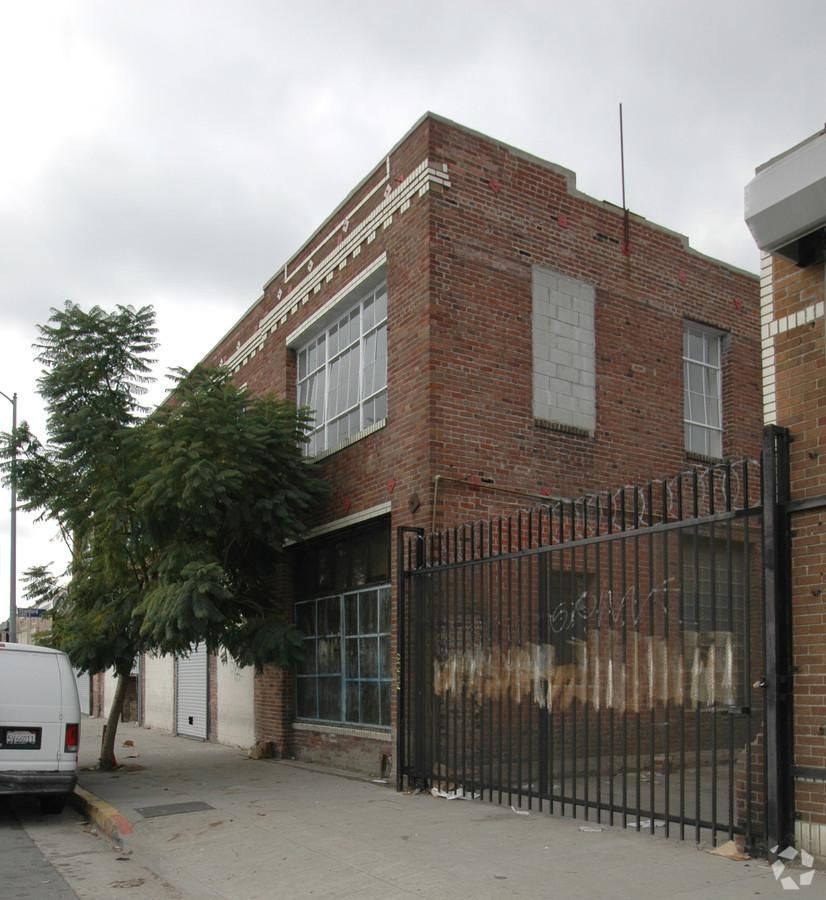 Industrial Property For Lease photo 1