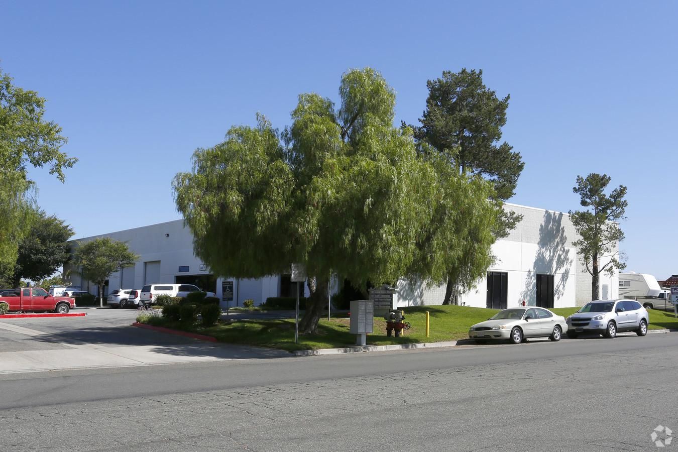 Industrial Property For Lease photo 1