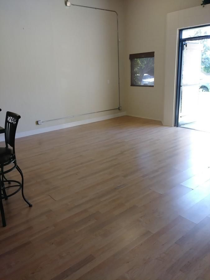 Flex Property for Lease photo 2