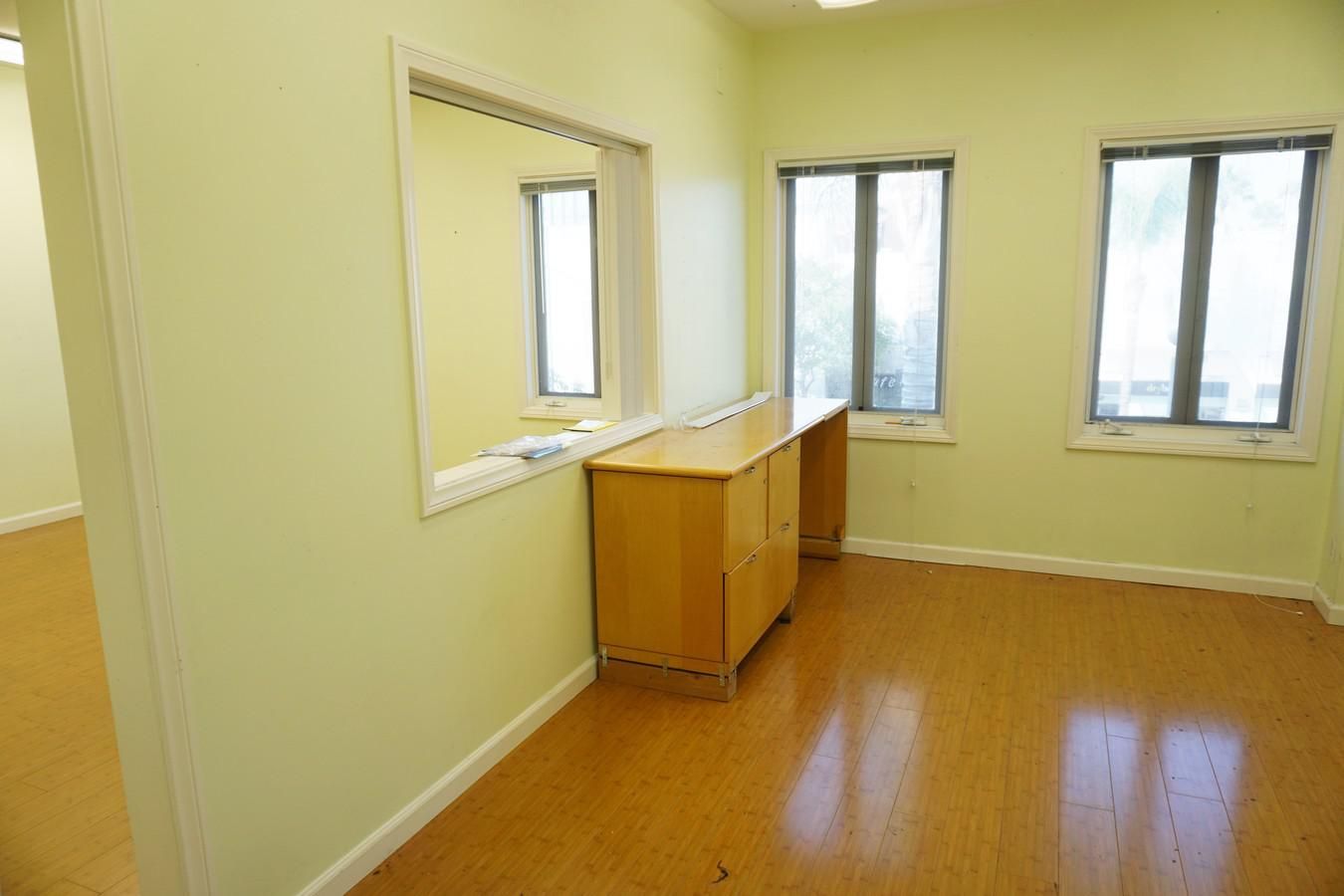 Office Property For Lease photo 4