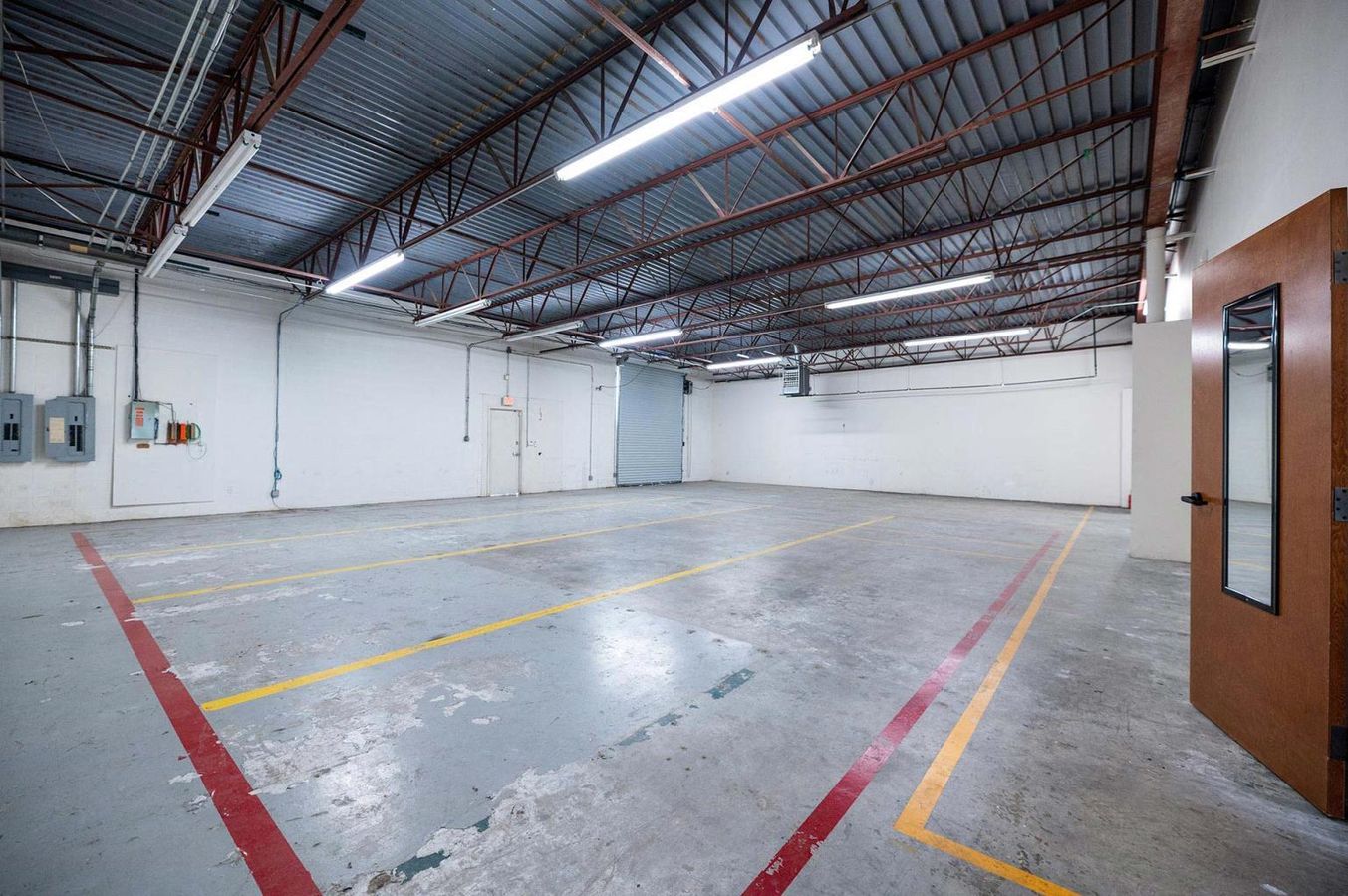 Springlake Business Center photo 4