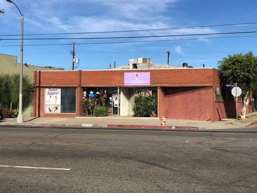 5701 W Adams Blvd