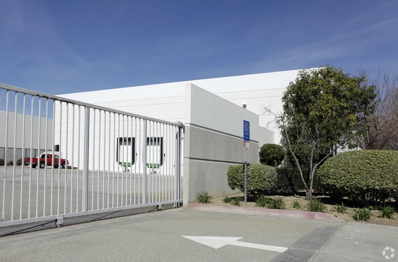 Industrial Property For Lease photo 4