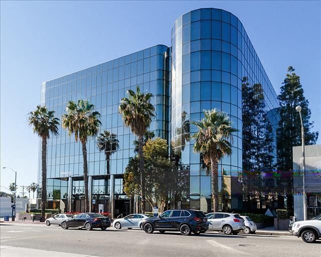 2001 Wilshire photo 2