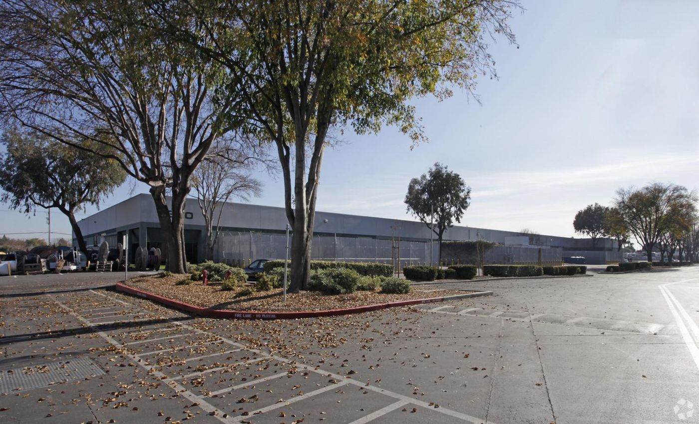 Kiefer Industrial Park - Bldg 76 photo 3
