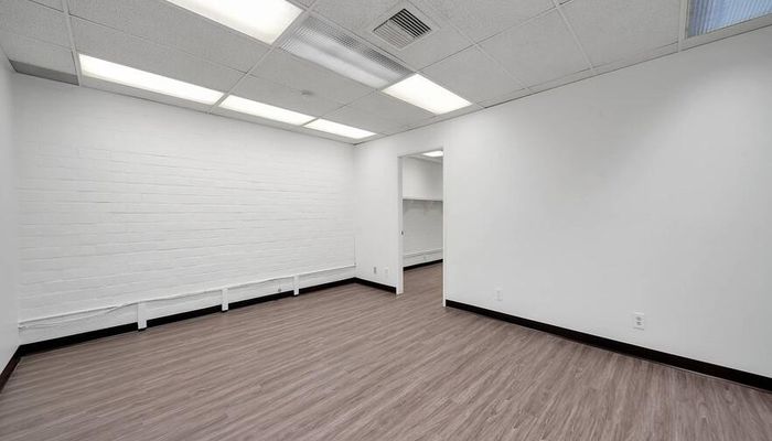 Warehouse Space for Rent at 14208 Towne Ave Los Angeles, CA 90061 - #37