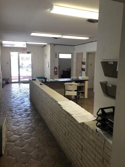 Sublease Opportunity 1911 N Lexington Blvd photo 2