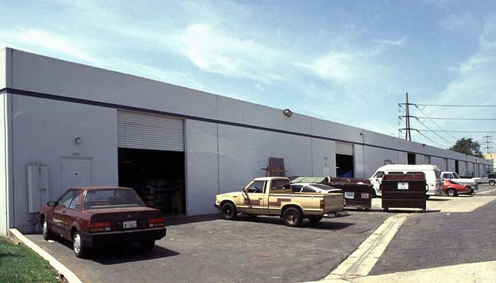 Warehouse Space for Rent at 3401-3419 W MacArthur Blvd Santa Ana, CA 92704 - #3