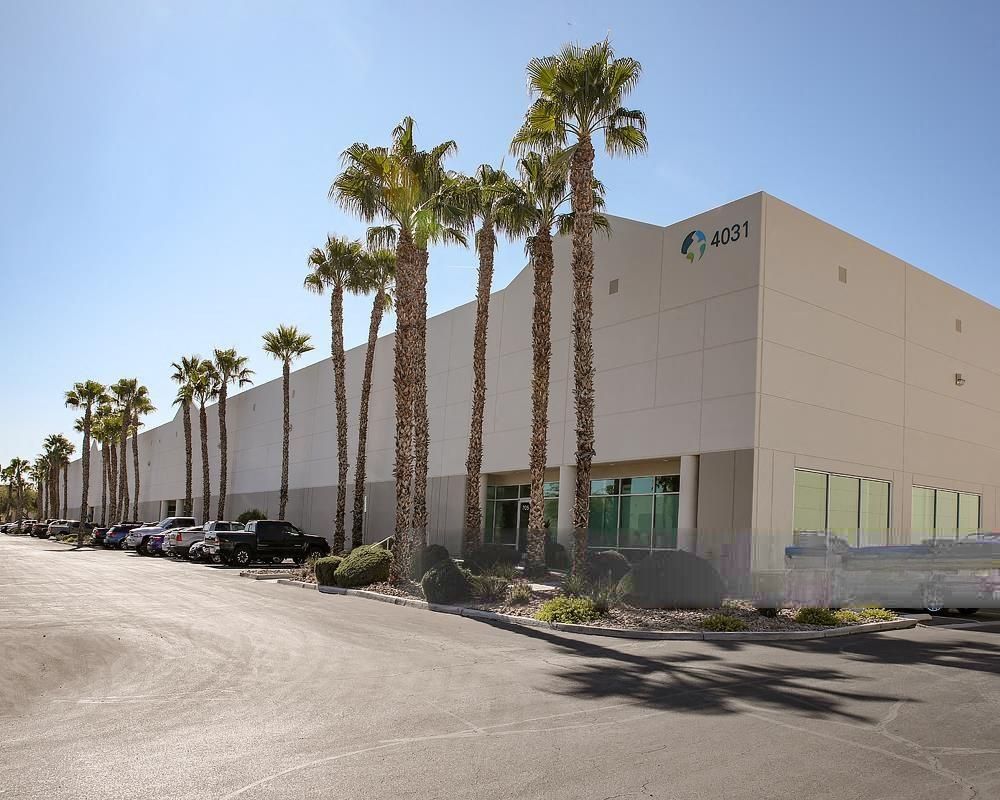 Las Vegas Corporate Center - Bldg. 7 photo 2