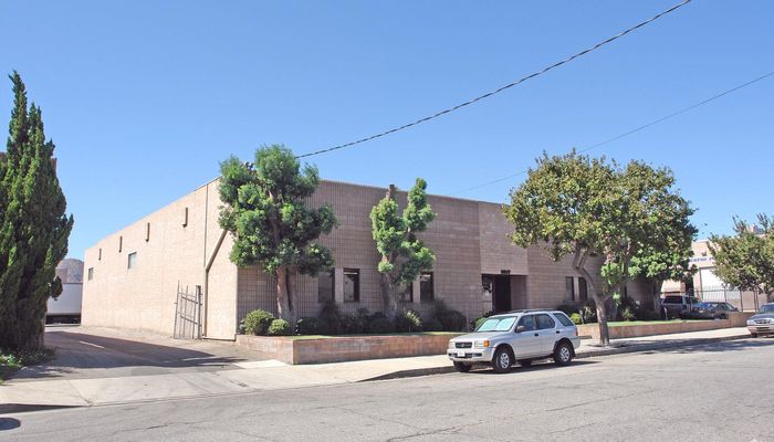 Warehouse Space for Rent at 9817 Variel Ave Chatsworth, CA 91311 - #1