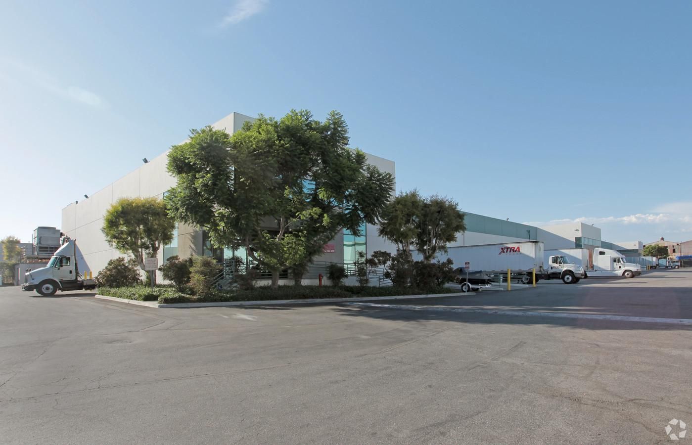 Industrial Property For Lease photo 1