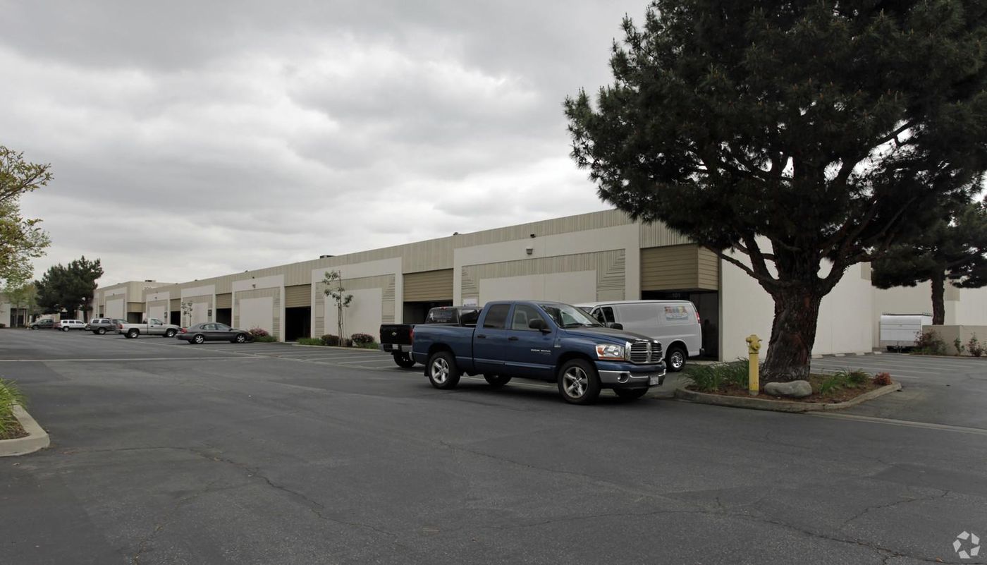 Retail/Commercial Frontage photo 3