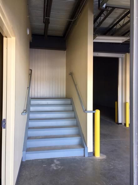 San Antonio Wholesale Produce Market Unit B22 9342 SE Loop 410 photo 2