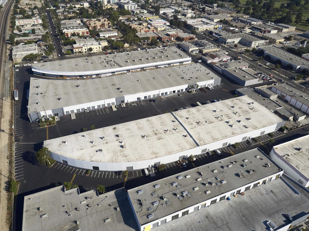 Glendale Commerce Center photo 3