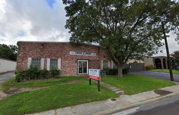 106 W Rhapsody  Dr