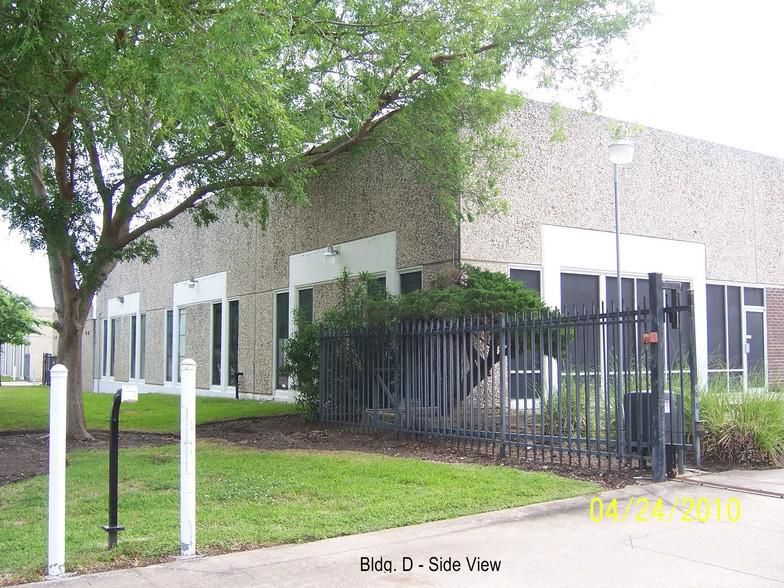 Central Park Southwest 5800 Corporate Dr photo 3