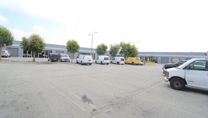 Warehouse Space for Rent at 6850 Vineland Ave North Hollywood, CA 91605 - #6