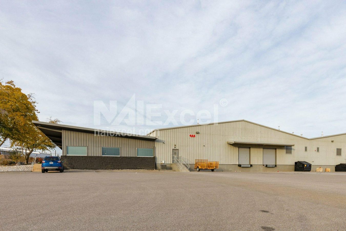 444 Industrial Rd photo 3